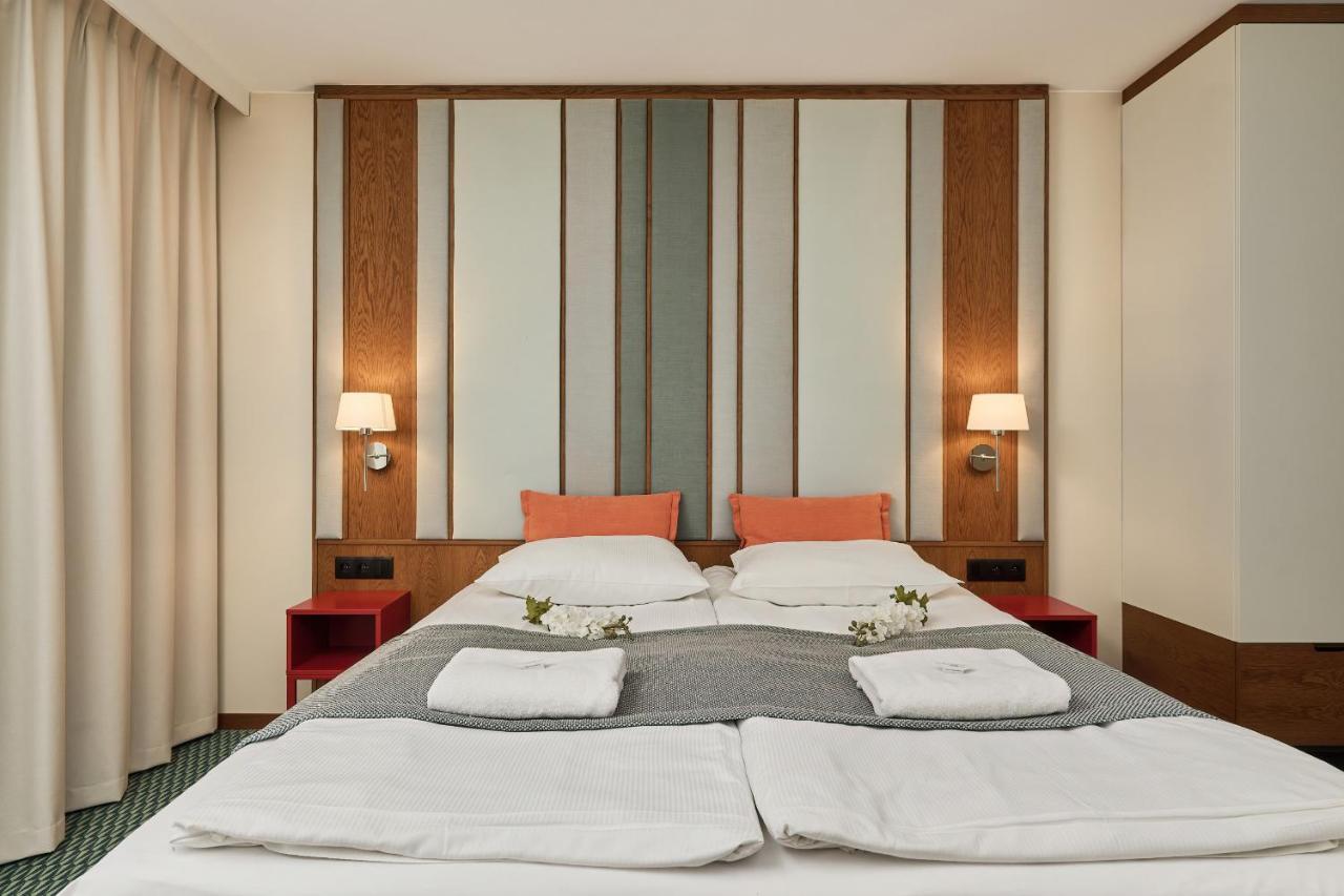 Gwarna Aparthotel City Center Wroclaw By Noclegi Renters Zewnętrze zdjęcie
